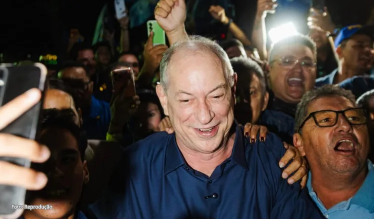 Ciro critica cenário industrial do Ceará e defende rever plano de abastecimento