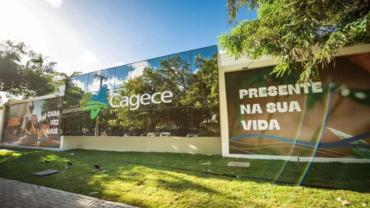 Itens obsoletos da Cagece serão vendidos em leilão público.