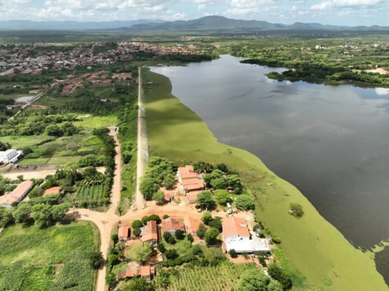 Vista do açude São Mateus, onde ocorreu o resgate
