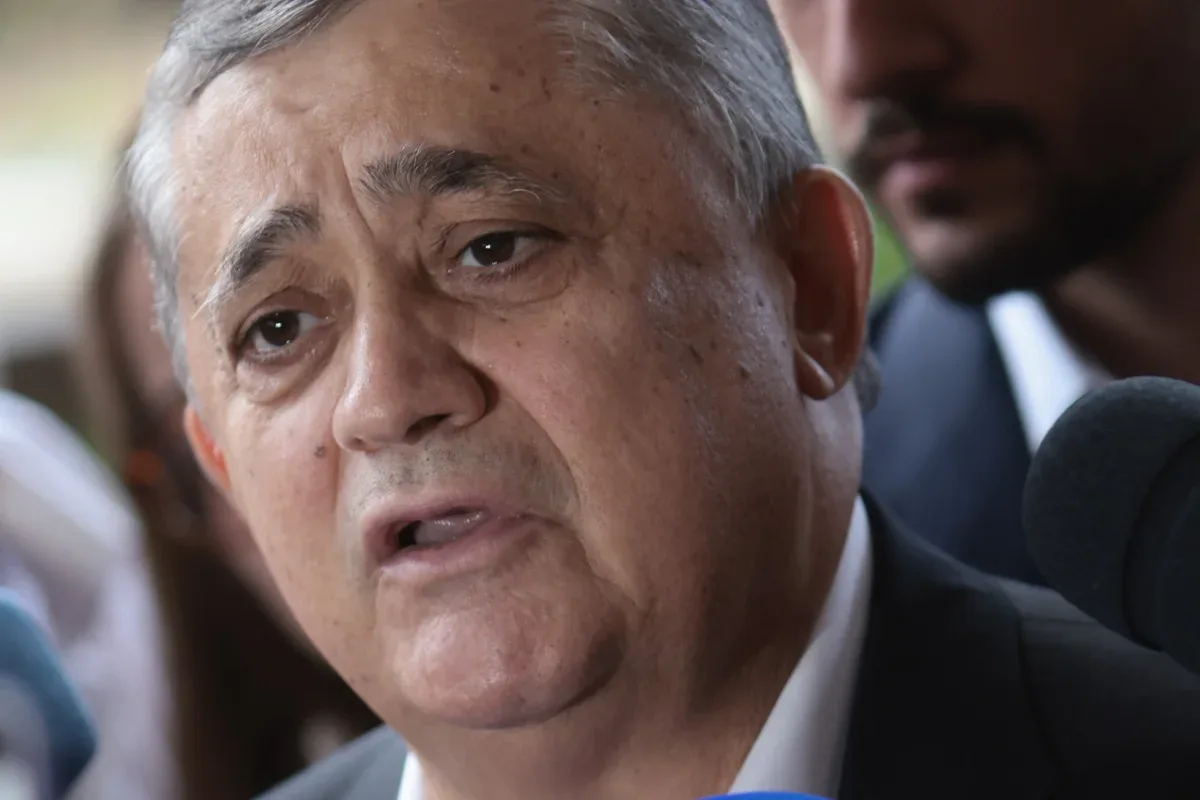 José Guimarães em entrevista sobre pautas legislativas.