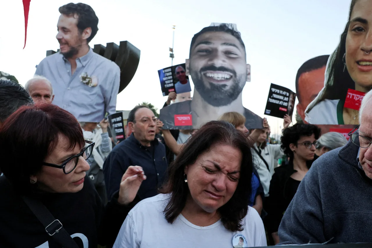 Manifestação em Israel relembrando vítimas do ataque terrorista de 7 de Outubro.
