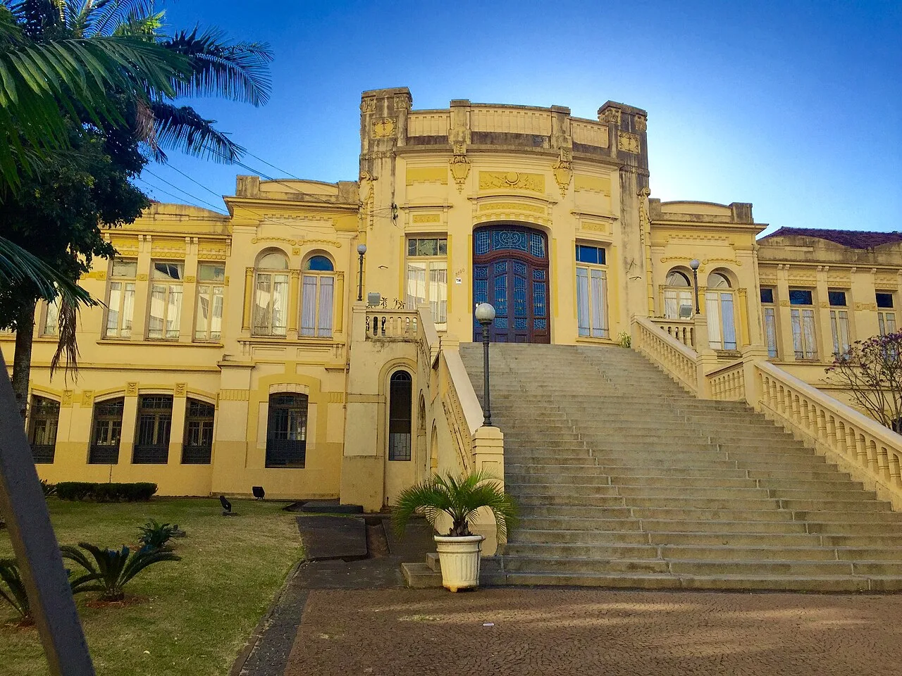 Escola Estadual Álvaro Guião