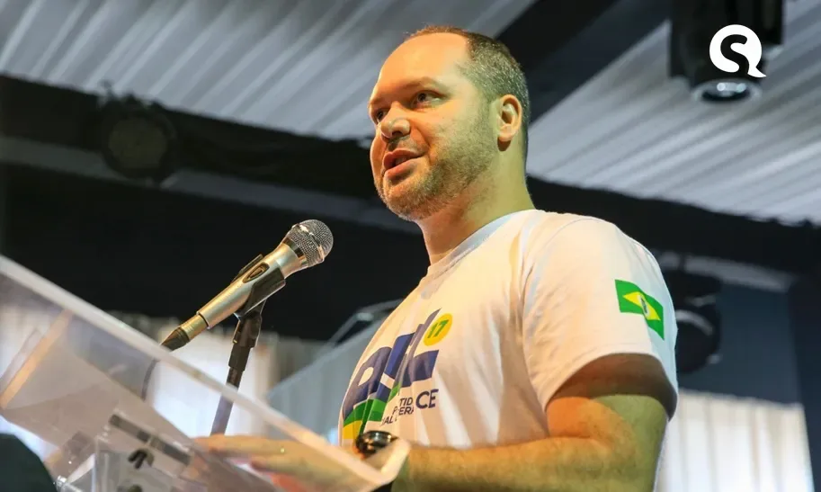 Eleito como bolsonarista, deputado cearense aponta esquema de ‘fake news’ ligado ao Planalto