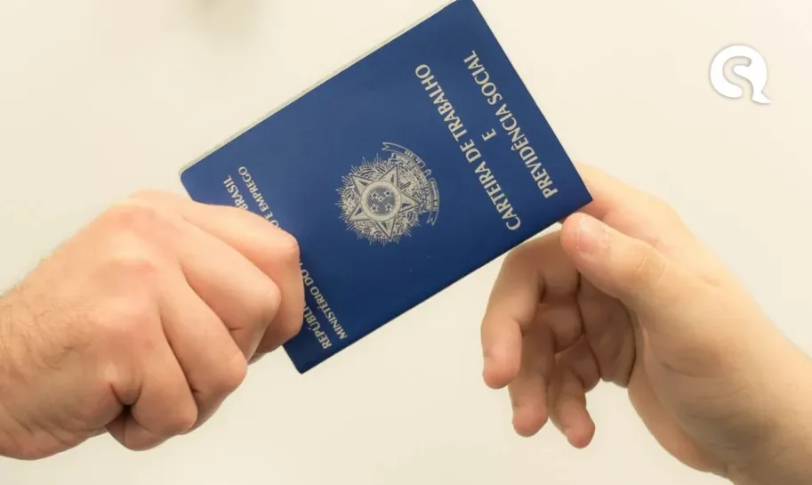 Redução de salários e jornada: Governo estuda pelo menos três opções