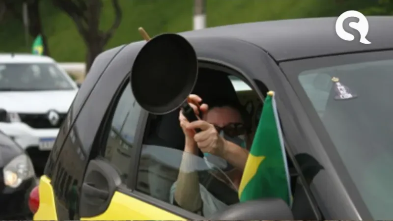 Grupos do ‘Fora Dilma’ fazem carreatas ‘Fora Bolsonaro’
