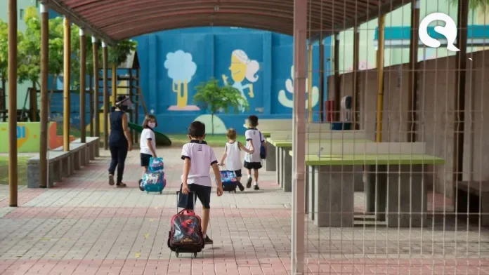 Governo do Ceará recomenda abertura das escolas no Carnaval