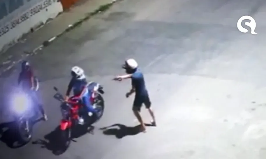 Moto é tomada de assalto no Bairro do Junco em Sobral