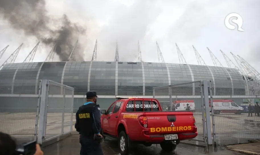 Vídeo mostra correria de funcionários durante incêndio na Arena Castelão; assista