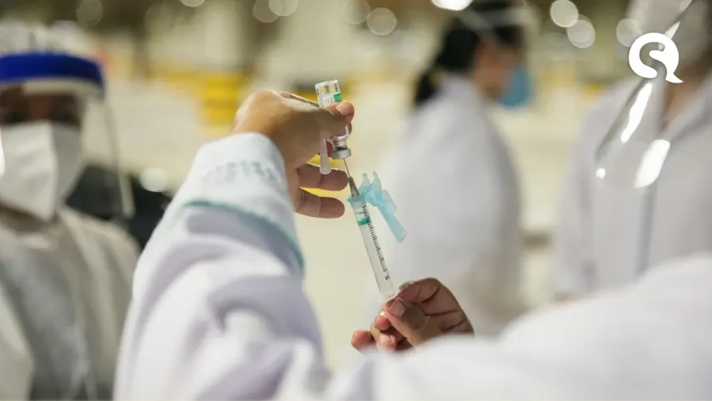 Ceará recebe 109.800 doses de vacina contra Covid-19 em 8º lote que chega nesta quarta-feira (10)
