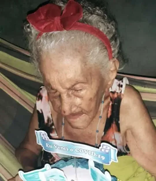 Idosa de 102 vence a Covid-19 em Santana do Acaraú