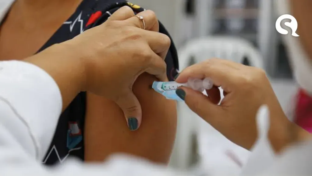 Com falta de CoronaVac, municípios enfrentam problemas em aplicar segunda dose da vacina contra Covid-19, no Ceará