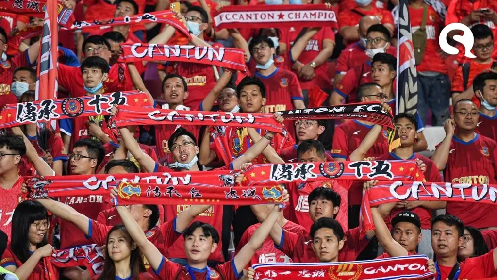 China reabre estádios de futebol para o público