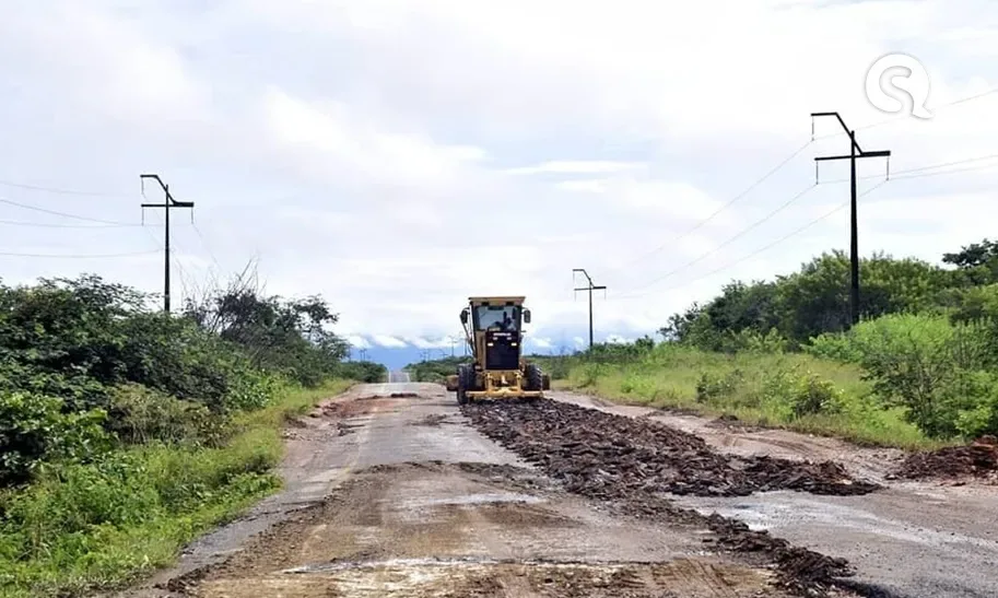 Trecho da BR 403, entre a BR 222 e o município de Cariré, está passando por obras de melhoria