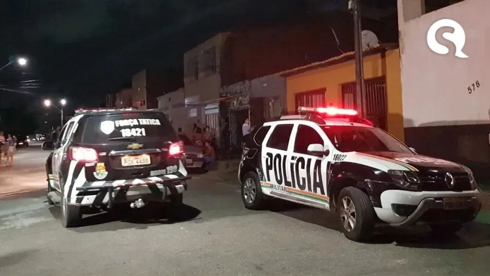 Grávida morre por choque elétrico ao tentar ajeitar antena de TV no Henrique Jorge