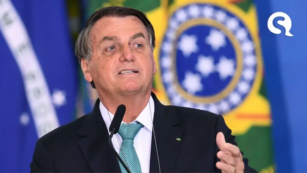Bolsonaro muda discurso e diz que decisão sobre máscaras cabe a Queiroga, governadores e prefeitos