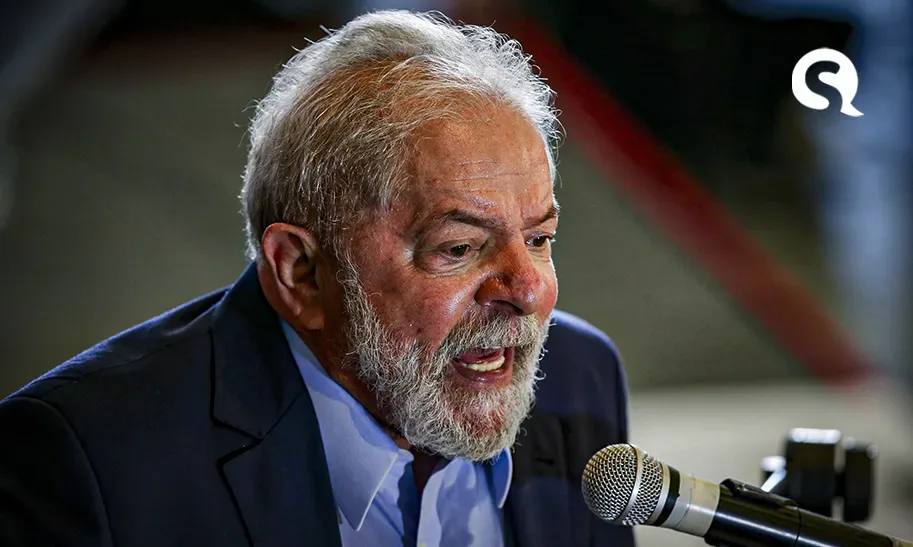 Lula: “Nova política do Bolsonaro é ficar refém do Centrão?