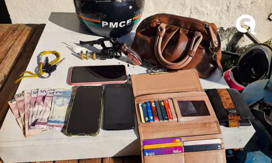 PMCE age rápido, prende suspeito de roubo em Sobral e apreende objetos e arma de fogo
