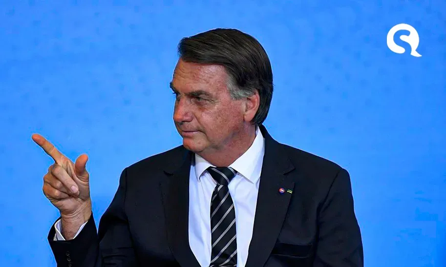 Após recomendação de isolamento, Bolsonaro muda agenda presencial e cancela viagem