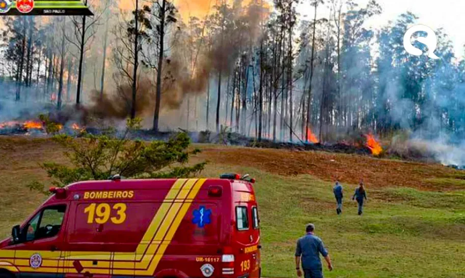 Avião cai em Piracicaba e mata sete pessoas