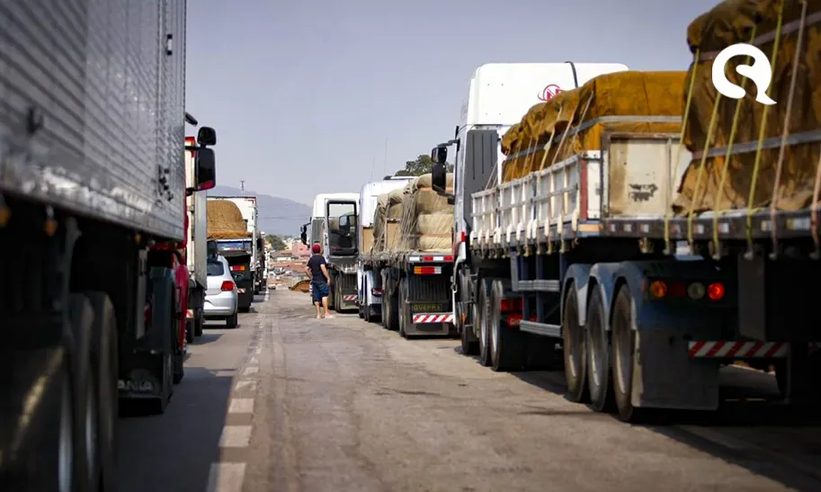 Governo anuncia o fim dos bloqueios de caminhoneiros em rodovias federais