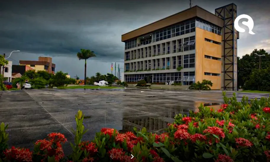 Fortaleza e Sobral estão entre as 10 cidades do Nordeste com maior qualificação dos servidores públicos