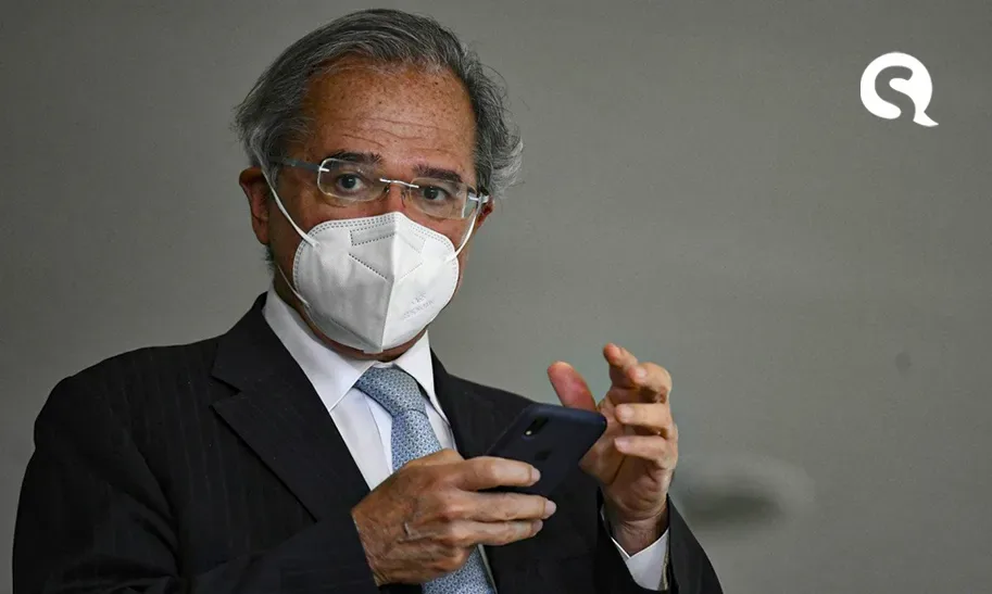 Situação econômica do país coloca Paulo Guedes na mira do Congresso
