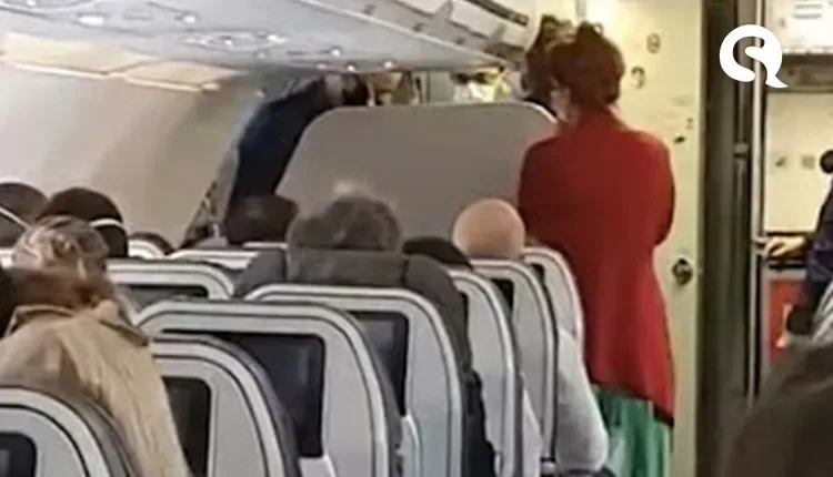 Passageiro não usa máscara e piloto retorna com avião para expulsá-lo