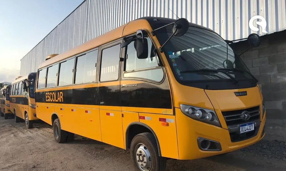 Prefeitura de Sobral recebe novos ônibus para reforçar a frota do transporte escolar