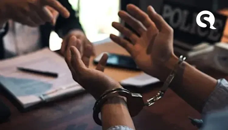 Homem pede para voltar à cadeia para não continuar em prisão domiciliar com a esposa