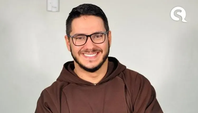 Frei Wilter Malveira lança seu segundo livro em Sobral