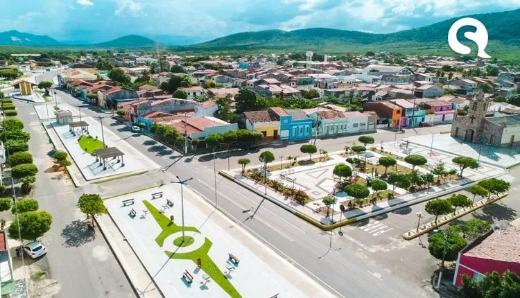 Prefeitura de Uruoca concede abono salarial aos Profissionais da Educação