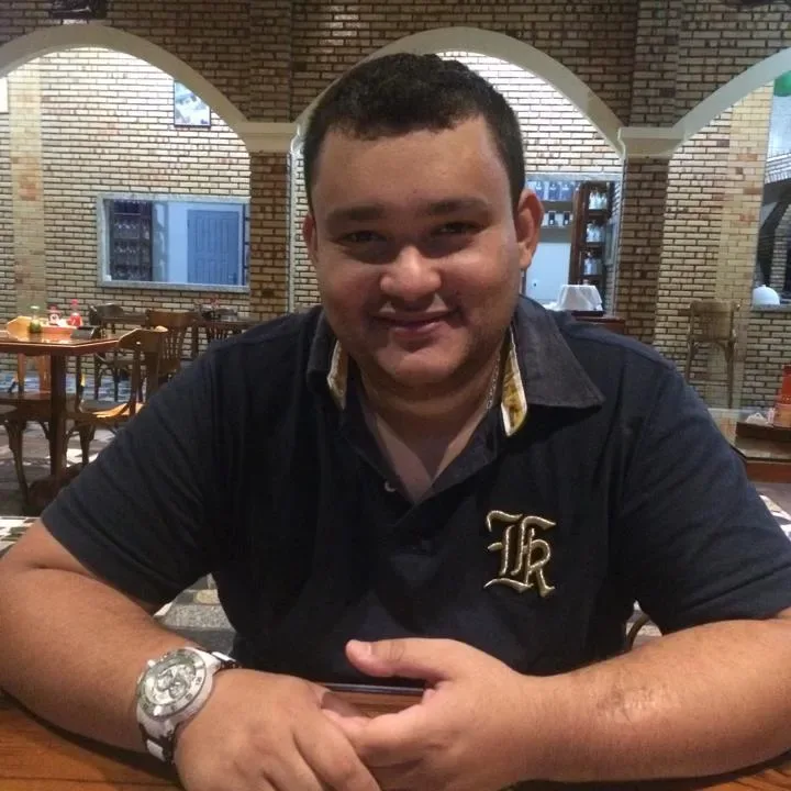 Ministério Público recomenda ao prefeito de Itarema que exonere o filho em 48h