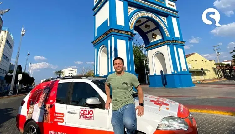 O deputado federal Celio Studart (PSD) resgatou um cachorro que foi ab4nd0n4d0 pelo próprio “tutor”