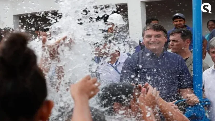 Bolsonaro sobre congelar salário de servidores: “Menos traumático”