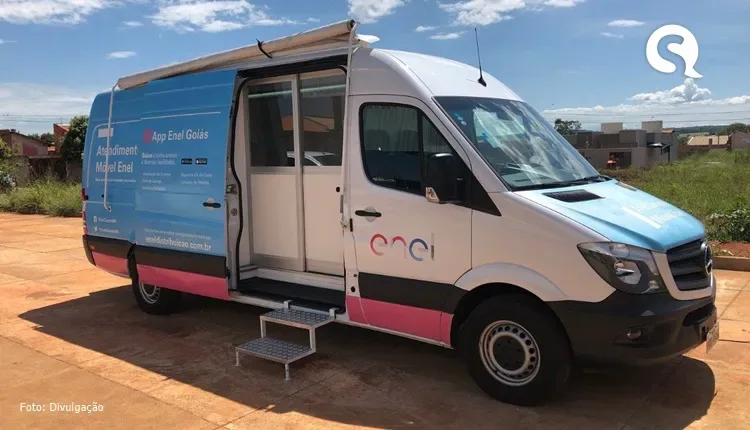 Moradores de Sobral recebem unidade móvel da Enel durante o mês de abril