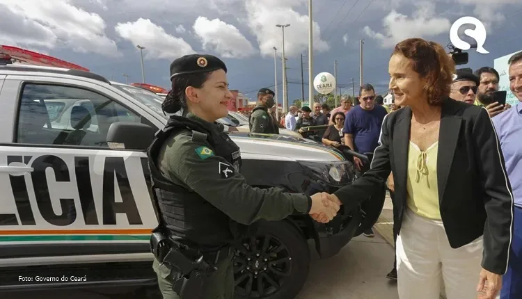 Izolda promete convocar 3 mil aprovados em concurso da PMCE durante evento de entrega de viaturas