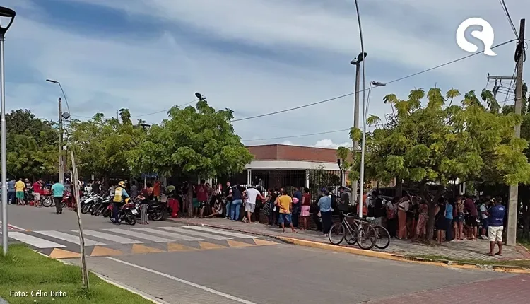 Intensa movimentação no cartório eleitoral com fim do prazo para regularização eleitoral