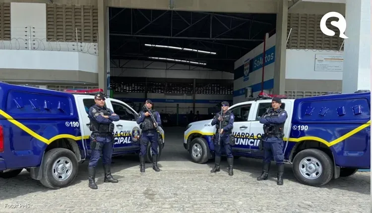 Prefeitura de Sobral entrega duas novas viaturas para Guarda Civil Municipal