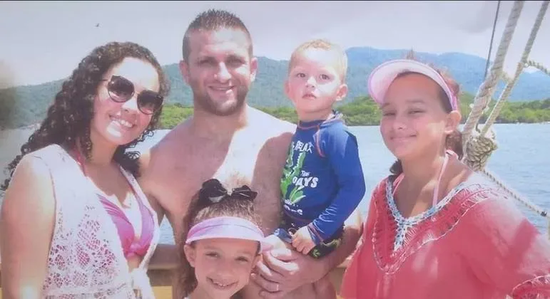 Policial mata mulher, 3 filhos, mãe, irmão e tira a própria vida no PR