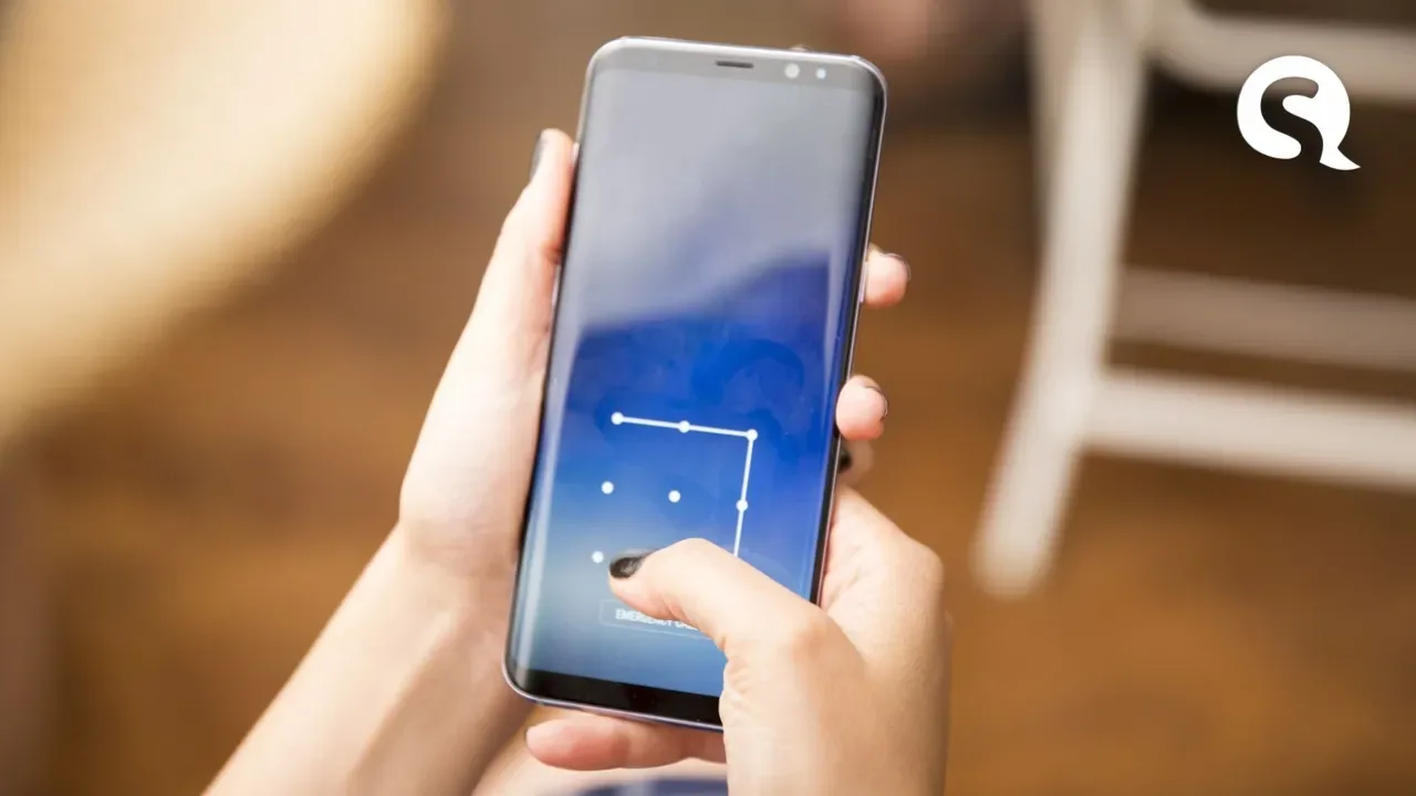 Homem é esfaqueado por companheira ao se recusar a desbloquear celular
