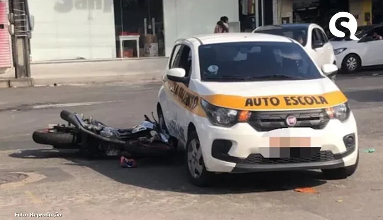 Aluno de autoescola colide com motociclista durante aula prática no Ceará