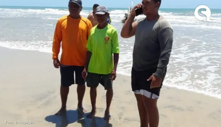 Pescadores são resgatados dois dias após desaparecerem em jangada no Ceará