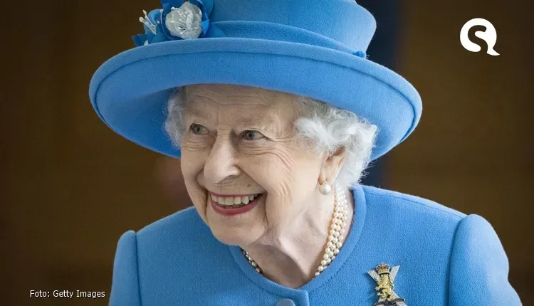Bolsonaro decreta luto de três dias por morte de rainha Elizabeth II