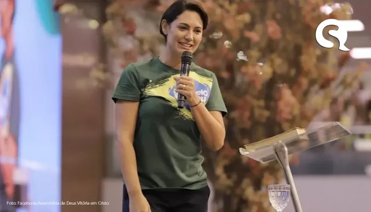 “Não olhem para o meu marido, olhem para mim, que sou serva do Senhor”, diz Michelle Bolsonaro
