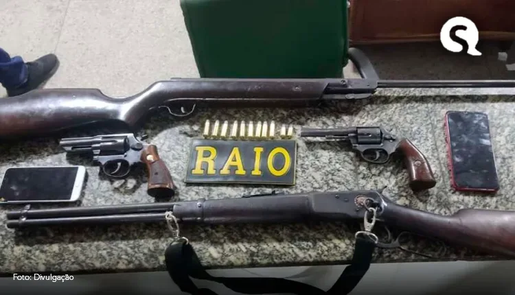 Cinco homens em posse de quatro armas de fogo são capturados pela PM em Ubajara