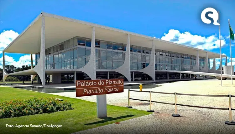 Computadores do Planalto sofrem ‘ameaça’ e são apagados; políticos se manifestam