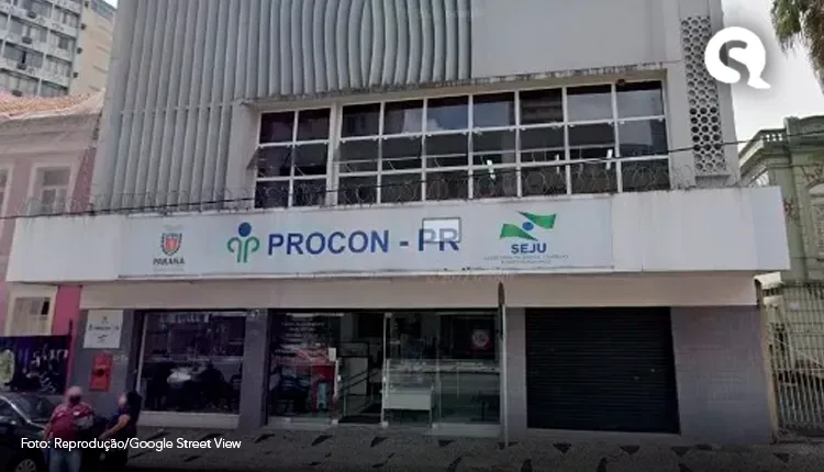 Consumidora atira mesa contra advogada durante audiência no Procon