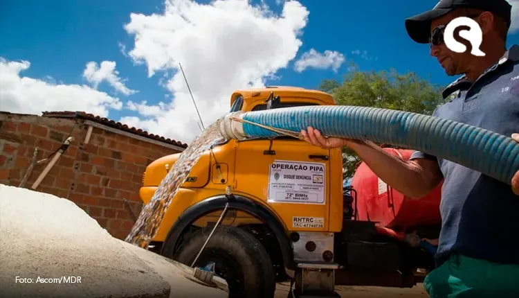Operação Carro-Pipa volta a ser paralisada e deixa 133 mil cearenses sem abastecimento