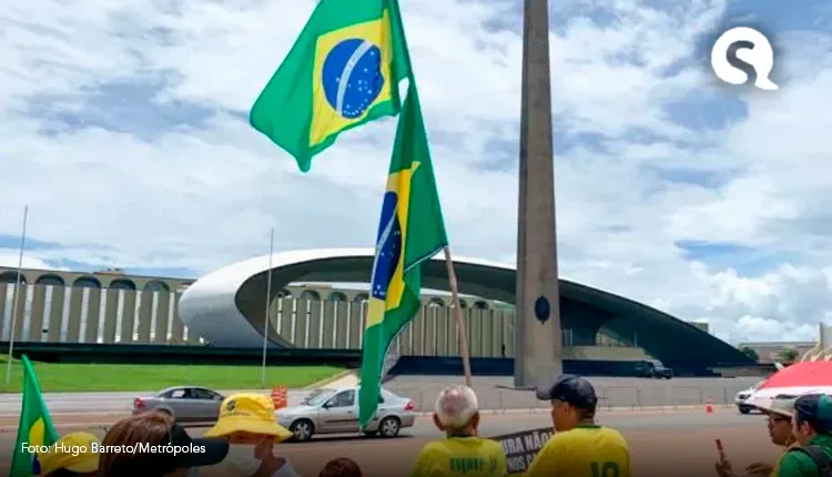 Dino: acampamentos em frente a quartéis serão desfeitos no dia 1º