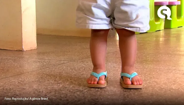 Homem é preso após matar filha de 5 anos com soco para “corrigi-la”